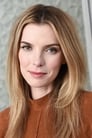 Betty Gilpin isSara Rowell