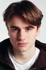 Paul Beaurepaire isLucas (18 ans)