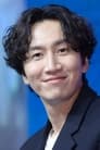 Lee Kwang-soo isAn Jeon-man