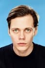 Bill Skarsgård isEddie Barrish