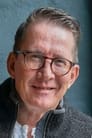 Thomas Bo Larsen isDr. Dino Drejer