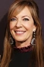 Allison Janney isAunt Linda McLanden