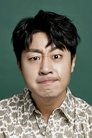 Bae Yu-ram isLee Yu-jin