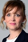 Laura Tonke isMarion
