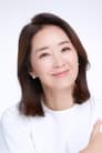 Yun Yoo-sun isYoon Deok-jeong